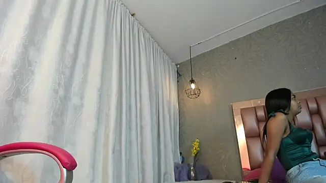 KOURTNEY-- online show from 02/01/26, 02:32