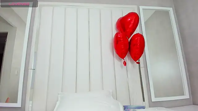 Carohorny4u online show from 02/09/25, 03:32