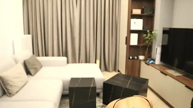 IrisNoire online show from 09/18/25, 07:05