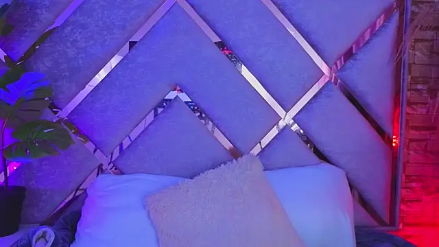 paulette dupont online show from 03/28/26, 02:33