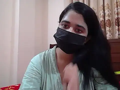 Snapshot of A-pusparani chatting on 06/10/26, 09:03 A-pusparani online show from 06/10/26, 09:03