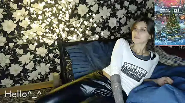 Snapshot of BroadFantasy chatting on 12/10/24, 03:33 BroadFantasy online show from 12/10/24, 03:33