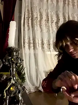 Snapshot of BroadFantasy chatting on 11/18/25, 05:06 BroadFantasy online show from 11/18/25, 05:06