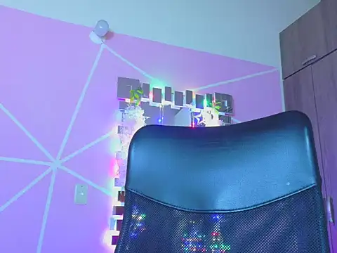  ALLYSON18  online show from 03/29/26, 11:32