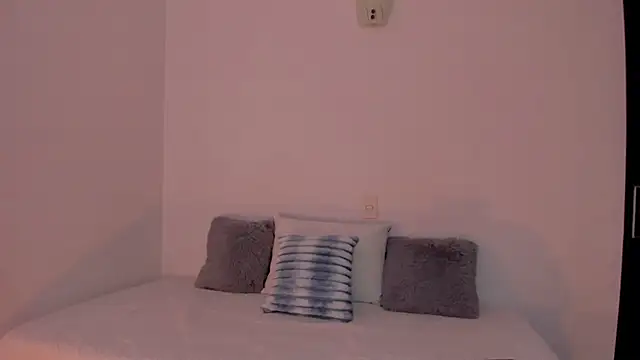 Brisa blue online show from 11/27/25, 09:39