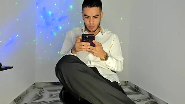 mikee scooth online show from 04/10/26, 10:03