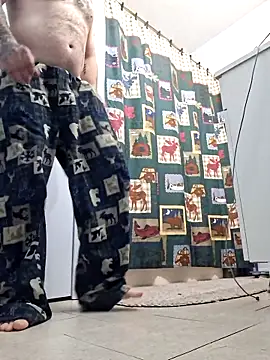 Snapshot of PNTlooker256 chatting on 02/09/26, 12:03 PNTlooker256 online show from 02/09/26, 12:03