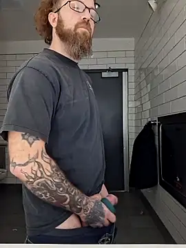 Snapshot of PNTlooker256 chatting on 02/18/26, 02:13 PNTlooker256 online show from 02/18/26, 02:13