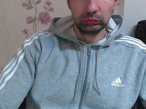 Leo 1617 online show from 02/09/26, 01:04