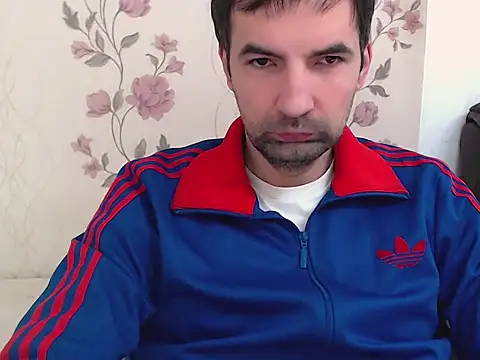 Leo 1617 online show from 02/22/26, 11:42