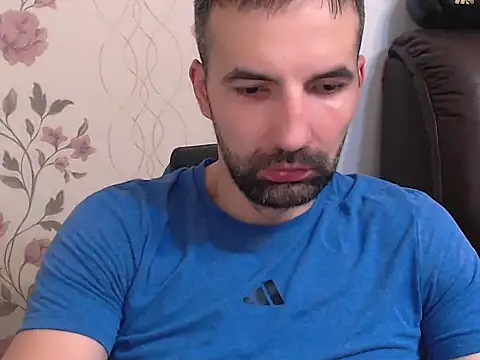 Snapshot of Leo_1617 chatting on 06/30/26, 01:34 Leo 1617 online show from 06/30/26, 01:34