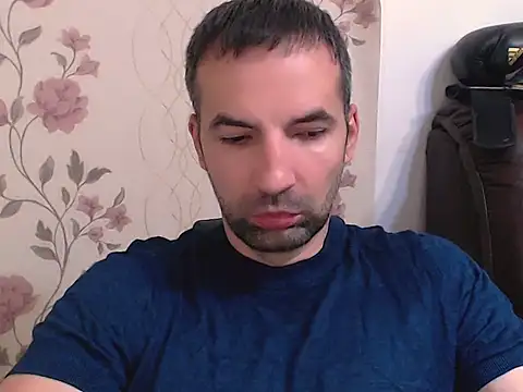 Snapshot of Leo_1617 chatting on 07/10/26, 04:50 Leo 1617 online show from 07/10/26, 04:50
