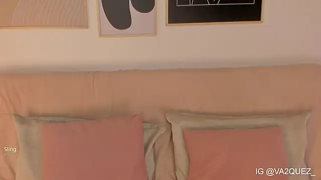 Heyloreley online show from 01/12/26, 02:50