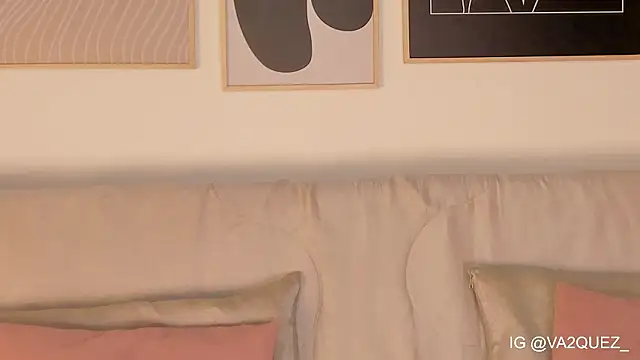 Heyloreley online show from 02/19/26, 03:13