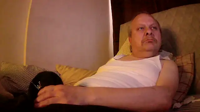 amylrmm1903 online show from 05/01/26, 12:32