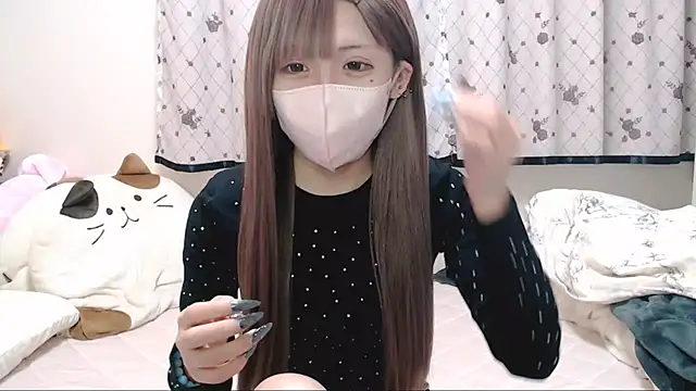  hiyor  online show from 11/10/25, 07:02