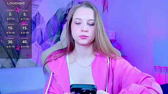 Snapshot of CuteMousee chatting on 02/20/26, 06:26 CuteMousee online show from 02/20/26, 06:26