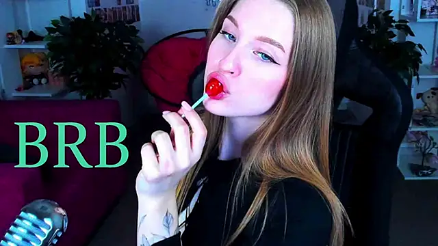 Snapshot of CuteMousee chatting on 02/23/26, 08:12 CuteMousee online show from 02/23/26, 08:12