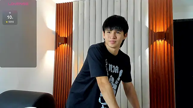 Snapshot of Ryo_kush chatting on 11/04/25, 03:27 Ryo kush online show from 11/04/25, 03:27