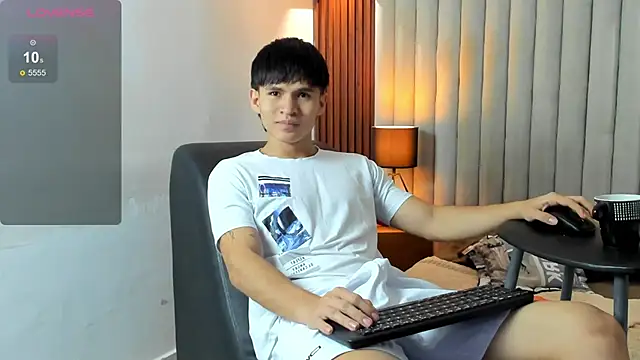 Snapshot of Ryo_kush chatting on 11/16/25, 03:56 Ryo kush online show from 11/16/25, 03:56