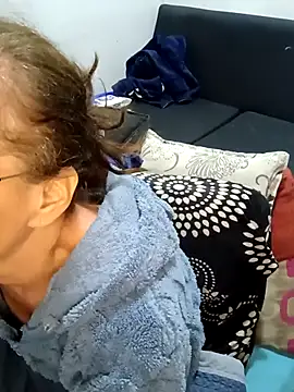 Snapshot of JessyCospXXX chatting on 04/25/26, 01:52 JessyCospXXX online show from 04/25/26, 01:52