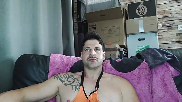 XxBigboybandxX online show from 04/08/26, 02:06