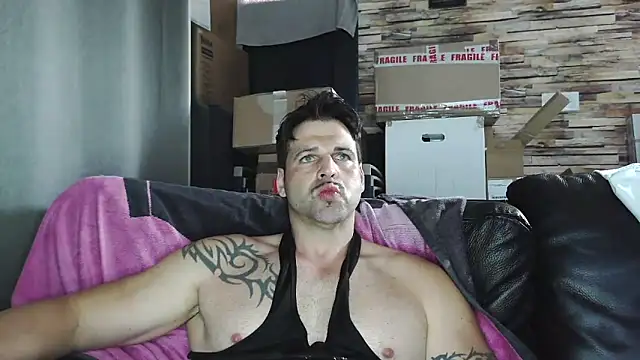 XxBigboybandxX online show from 04/14/26, 11:38