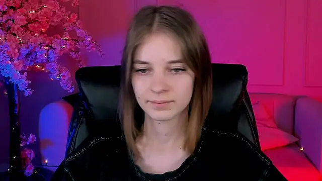 TinaDavil online show from 12/25/24, 07:24