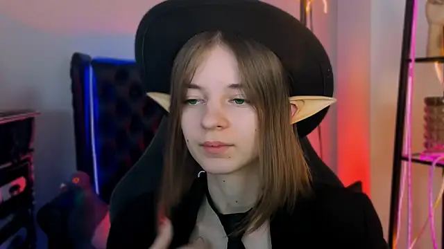 TinaDavil online show from 01/10/25, 12:15