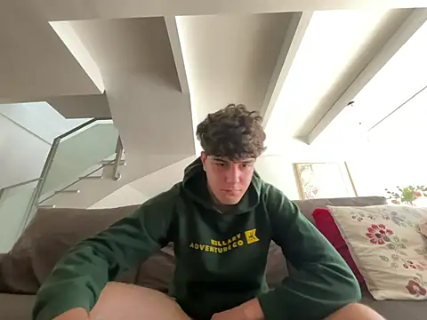 Snapshot of Pablogn24 chatting on 12/28/24, 12:03 Pablogn24 online show from 12/28/24, 12:03