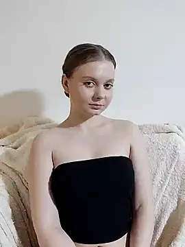 Snapshot of Ekaterina27 chatting on 01/23/25, 10:43 Ekaterina27 online show from 01/23/25, 10:43