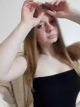 Snapshot of Ekaterina27 chatting on 01/28/25, 07:11 Ekaterina27 online show from 01/28/25, 07:11