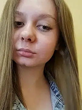 Snapshot of Ekaterina27 chatting on 03/02/25, 06:40 Ekaterina27 online show from 03/02/25, 06:40