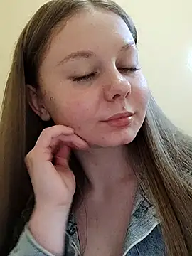 Snapshot of Ekaterina27 chatting on 03/18/25, 07:20 Ekaterina27 online show from 03/18/25, 07:20