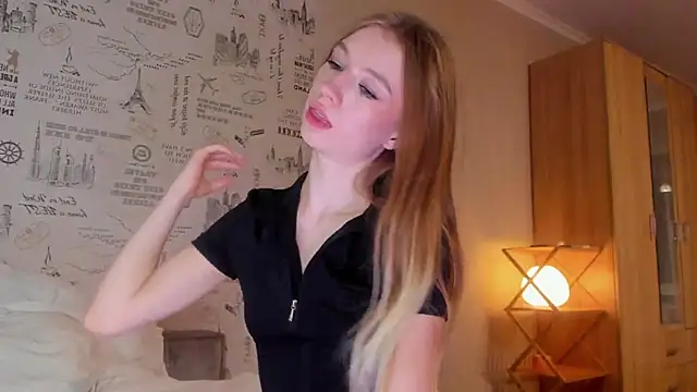 Snapshot of minidivaa_ chatting on 11/10/25, 08:41 minidivaa online show from 11/10/25, 08:41