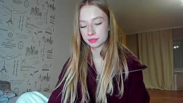 Snapshot of minidivaa_ chatting on 12/14/25, 08:35 minidivaa online show from 12/14/25, 08:35