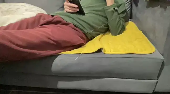 4small4inchlol online show from 01/30/25, 09:14