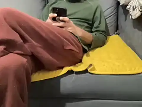 4small4inchlol online show from 02/13/25, 06:48