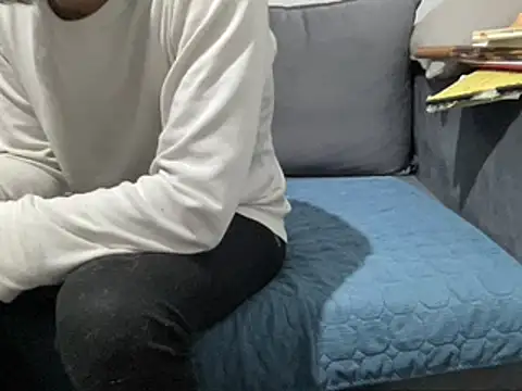 4small4inchlol online show from 02/24/25, 05:20