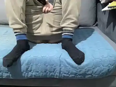 4small4inchlol online show from 02/25/25, 08:51