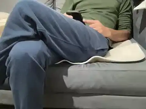 4small4inchlol online show from 03/11/25, 06:30