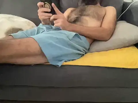 4small4inchlol online show from 10/15/25, 12:05