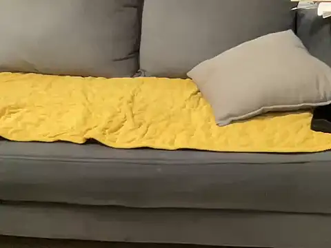 4small4inchlol online show from 11/28/25, 08:44