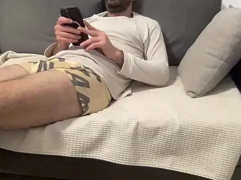 4small4inchlol online show from 03/27/26, 11:15