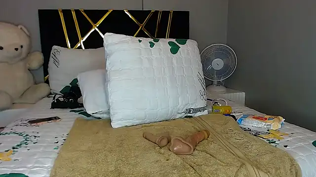 MissBigNipples online show from 02/16/25, 05:15