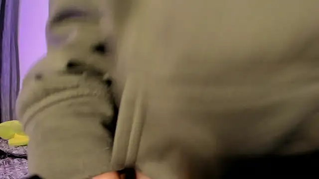 Snapshot of samara_jonness chatting on 01/25/25, 03:30 samara jonness online show from 01/25/25, 03:30