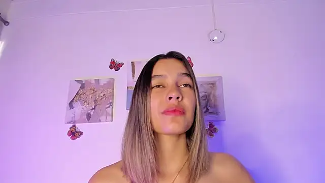 Snapshot of samara_jonness chatting on 01/28/25, 10:34 samara jonness online show from 01/28/25, 10:34