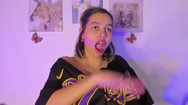 Snapshot of samara_jonness chatting on 02/01/25, 03:41 samara jonness online show from 02/01/25, 03:41