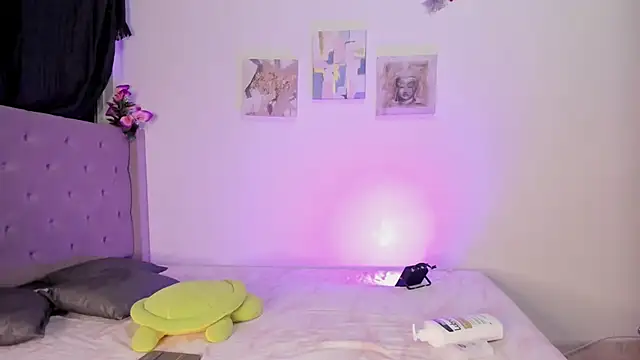 Snapshot of samara_jonness chatting on 09/10/25, 03:39 samara jonness online show from 09/10/25, 03:39