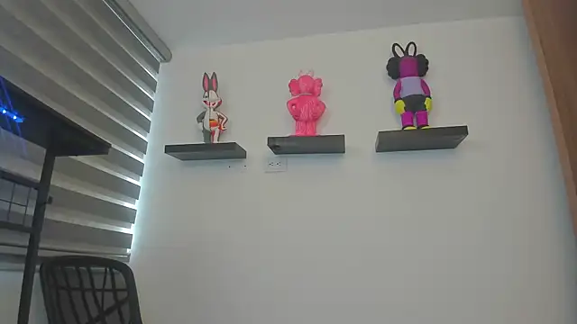 Gangster Girl online show from 05/19/26, 08:26